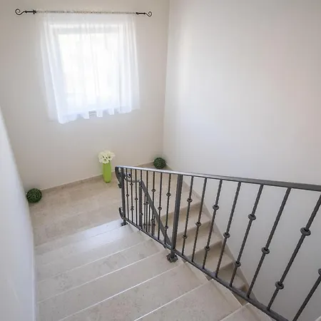 Valdesara Apartman Malinska