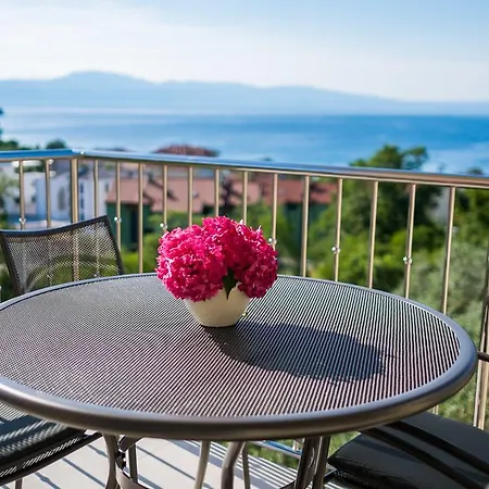 Valdesara Apartman *